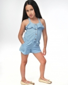EZRI K.